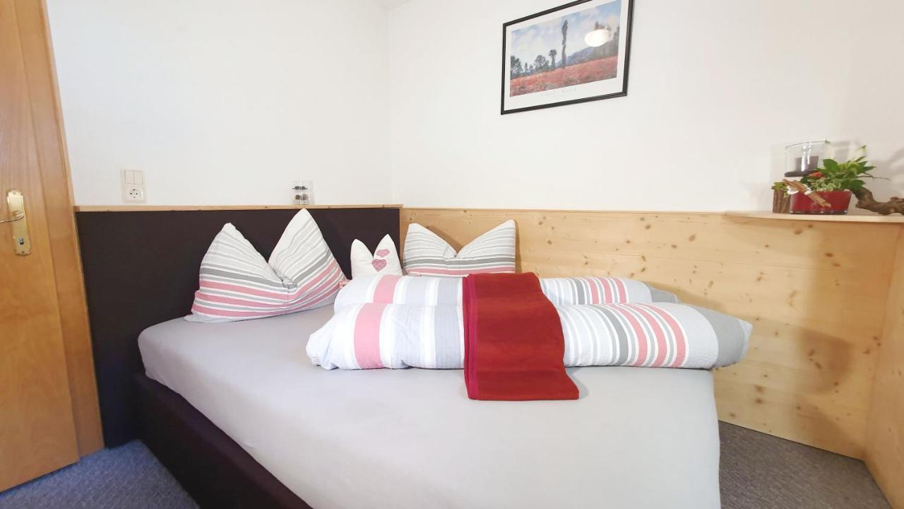 Appartements-Pension Reinstadler プルツ エクステリア 写真